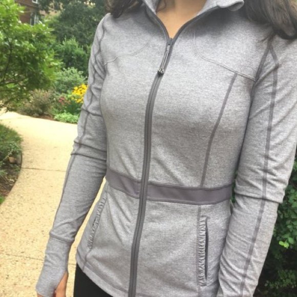 Lululemon Peplum Riding Jacket Heathered Magnum grey size 8 LIKE NEW - Picture 2 of 9